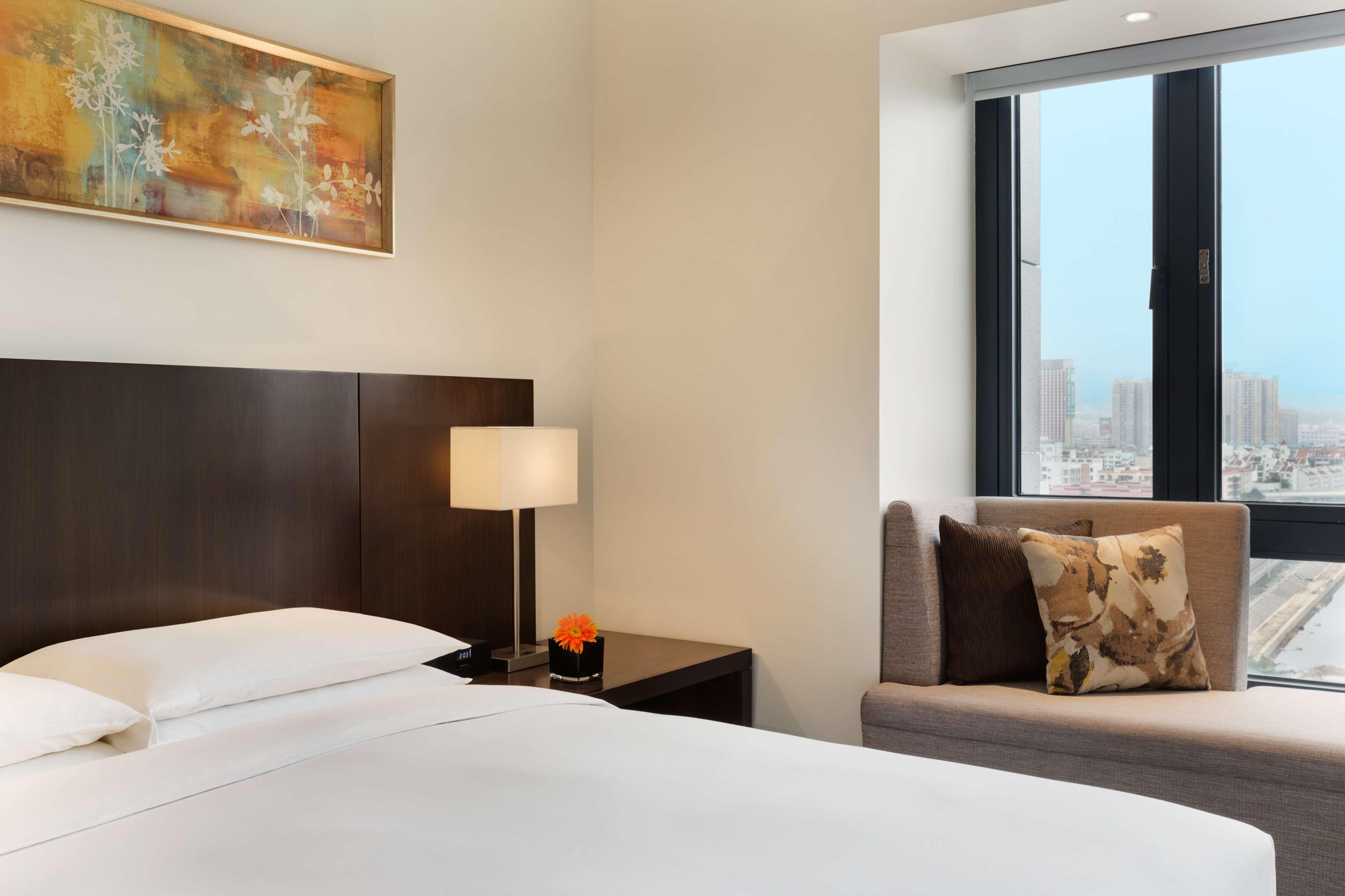 Hyatt Place Shenzhen Dongmen Exterior photo