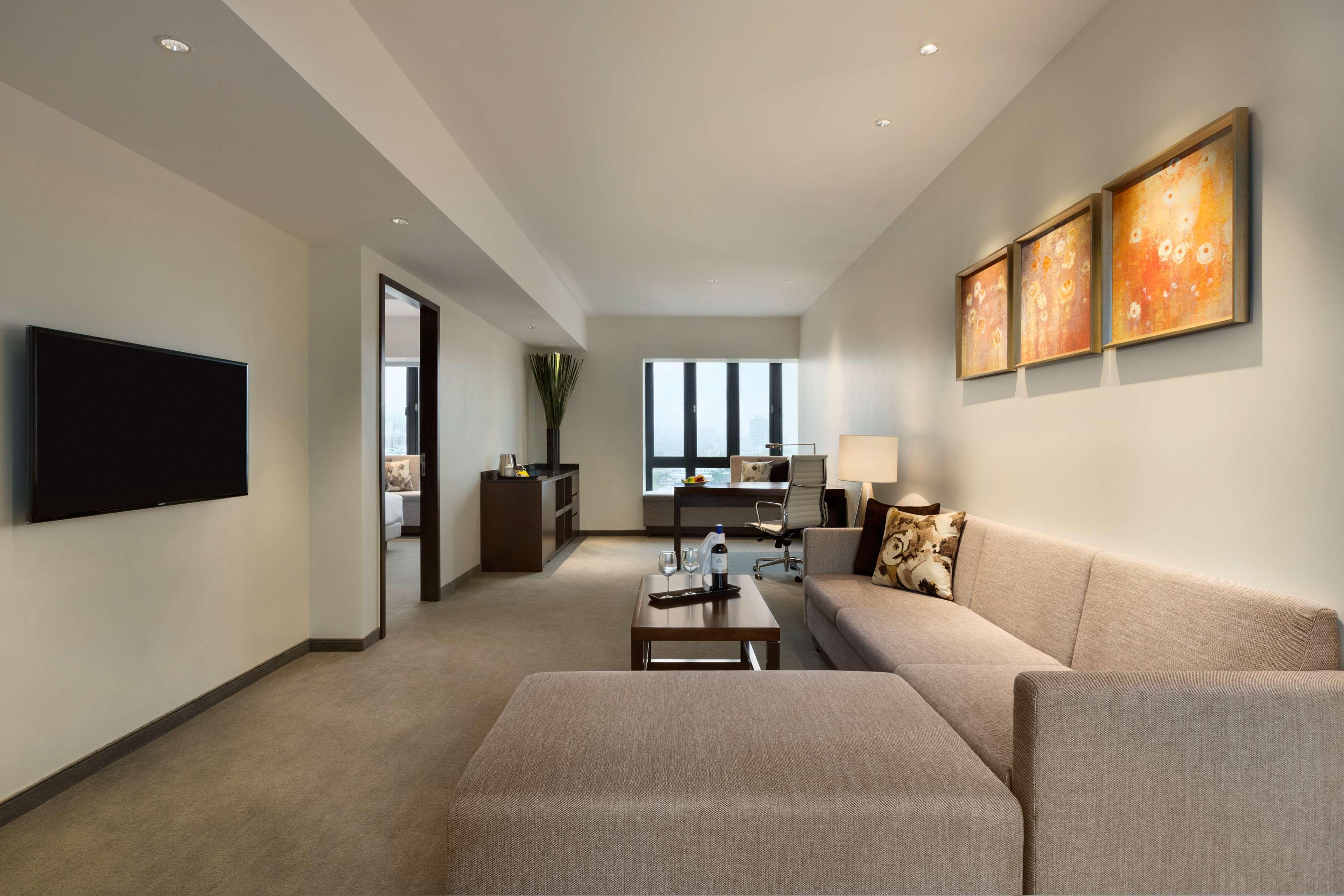 Hyatt Place Shenzhen Dongmen Exterior photo